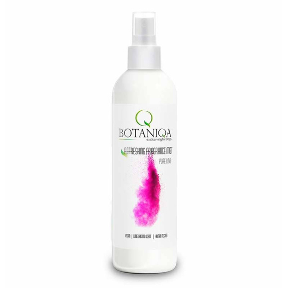 Botaniqa Refreshing Fragrance Mist Pure Love -  mgiełka zapachowa o naturalnym zapachu zielonych nut melona i bergamotki, 250ml